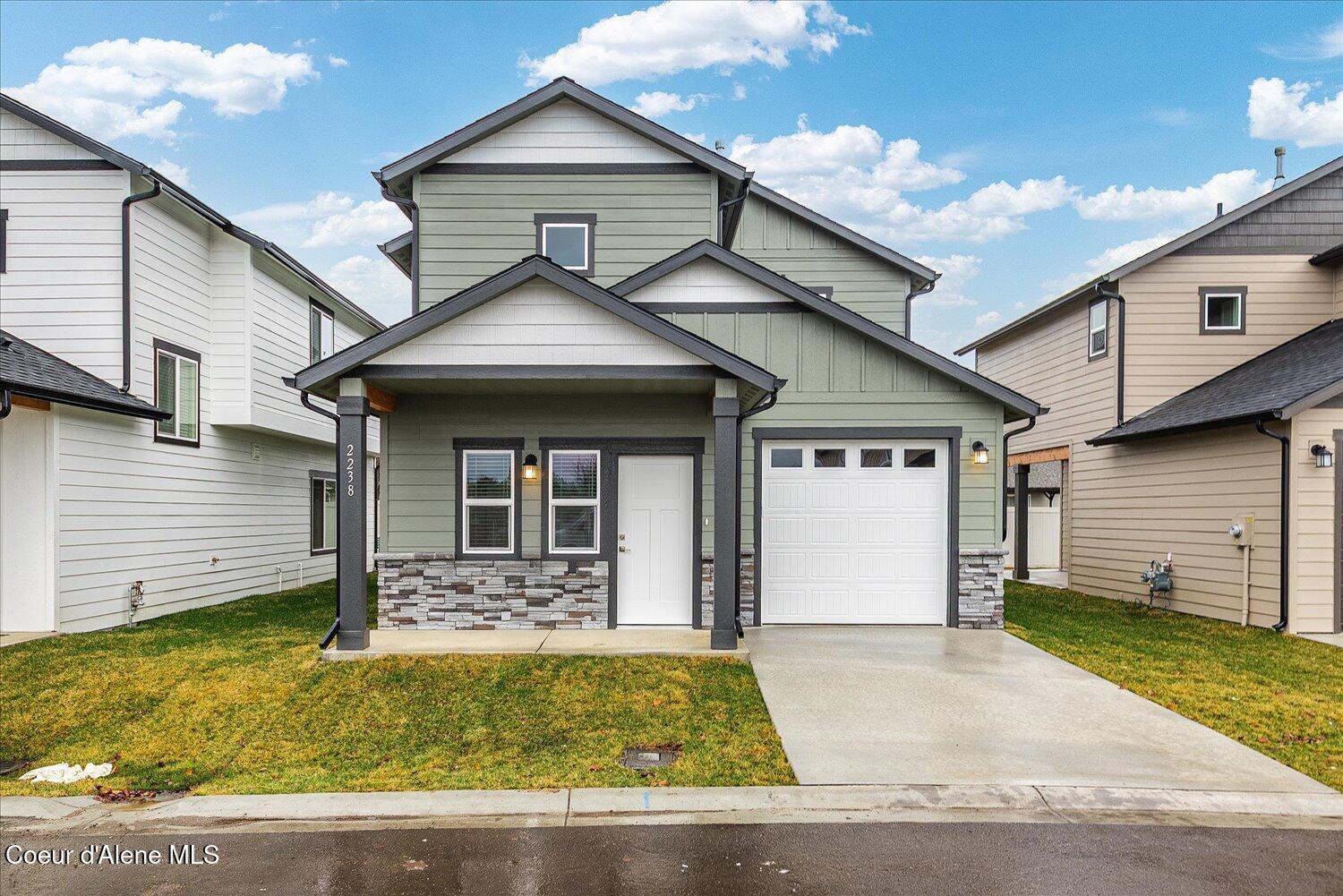 02-2238 N Chaffee 100