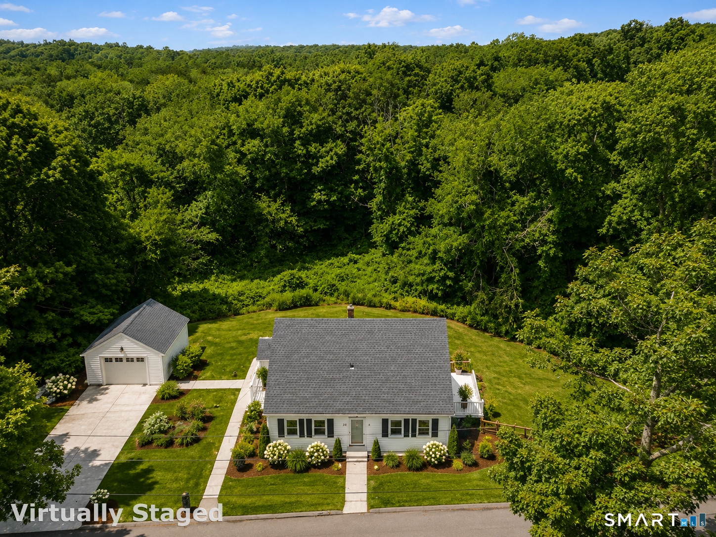52 Walnut Hill Road East Lyme, CT 06333 - Photo 6 of 34