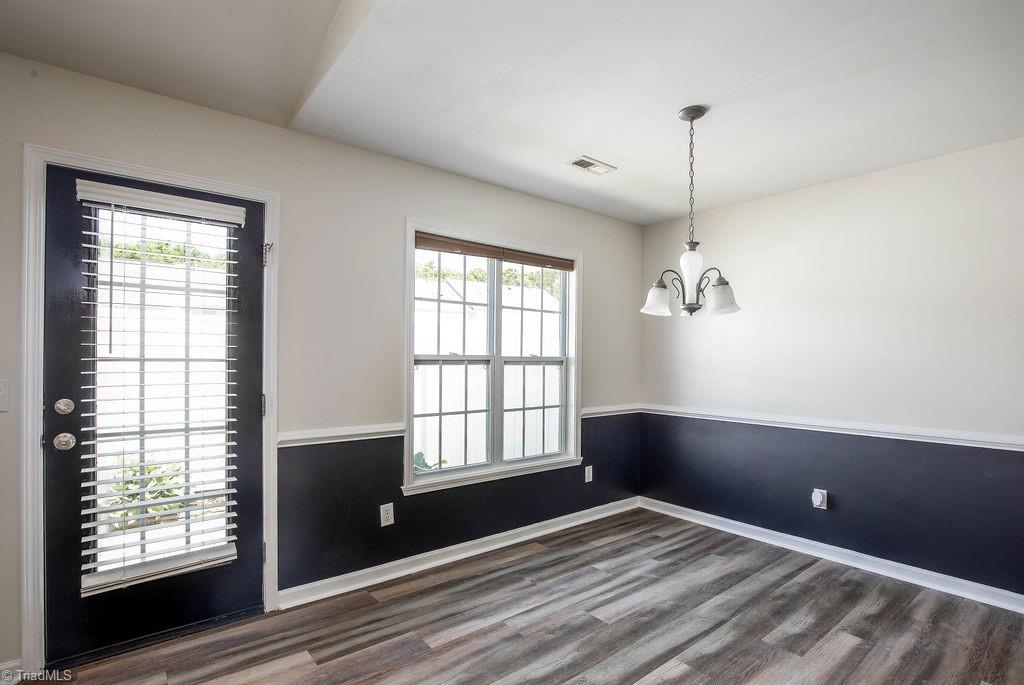 672 Chas Court High Point, NC 27265 - Photo 6 of 14
