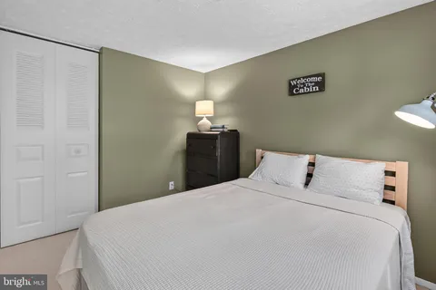 $659,000 | 2814 Raymond Court, Falls Church, VA 22042
