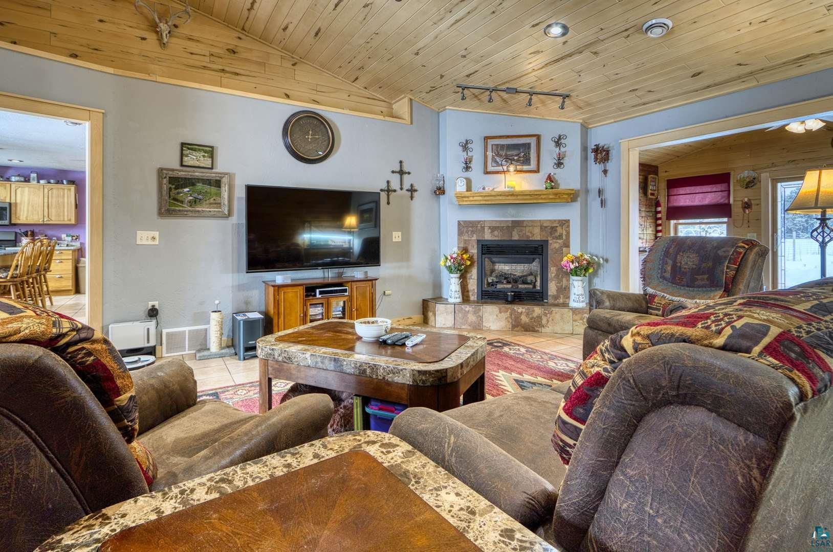 9223 North Anderson Road Hayward, WI 54843 - Photo 4 of 34