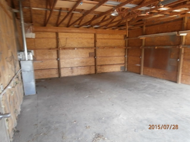 5767 East Pleasant Valley Road Shepherd, MI 48883 - Photo 10 of 12 1804136-9.JPG