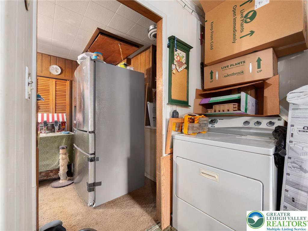 1710 North Boulevard Bethlehem, PA 18017 - Photo 34 of 45