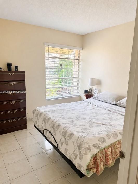 9013 Southwest 8th Terrace Miami, FL 33174 - Photo 16 of 28