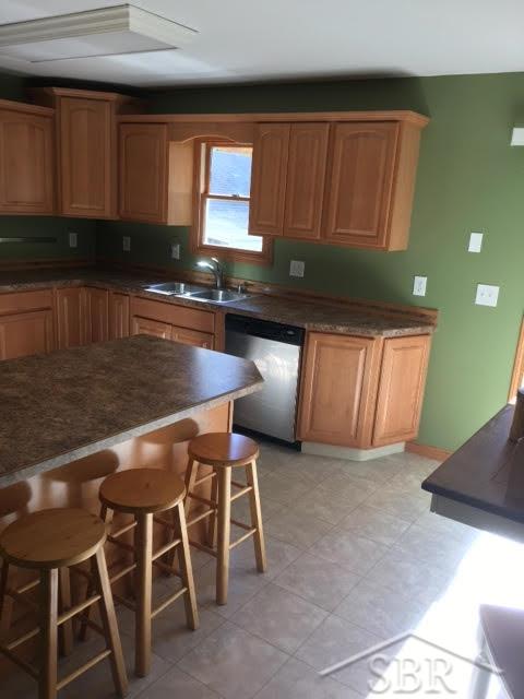 11615 West Freeland Road Freeland, MI 48623 - Photo 4 of 8 31268192-3.JPG