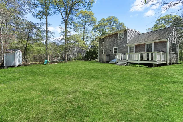 $1,193,000 | 50 Lantern Lane, Vineyard Haven, MA 02568