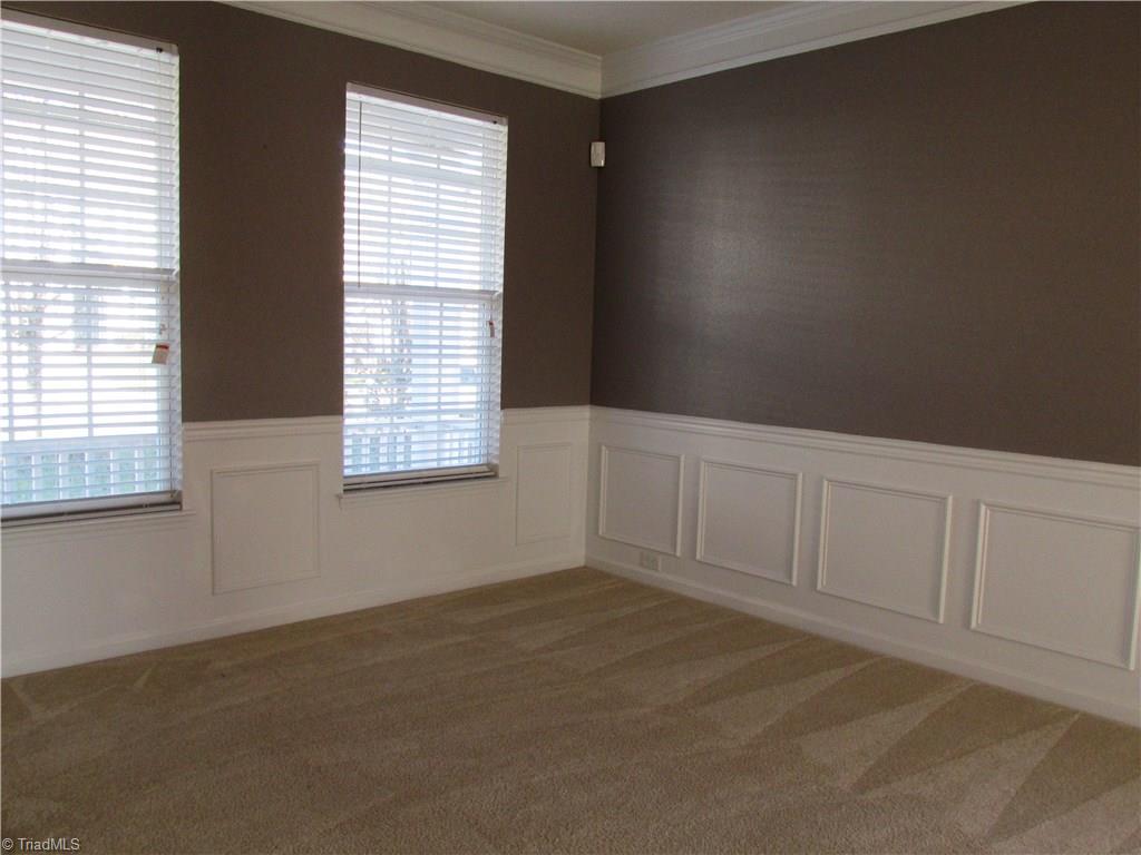 2216 Rindle Drive High Point, NC 27262 - Photo 2 of 23 Gallery Image 2