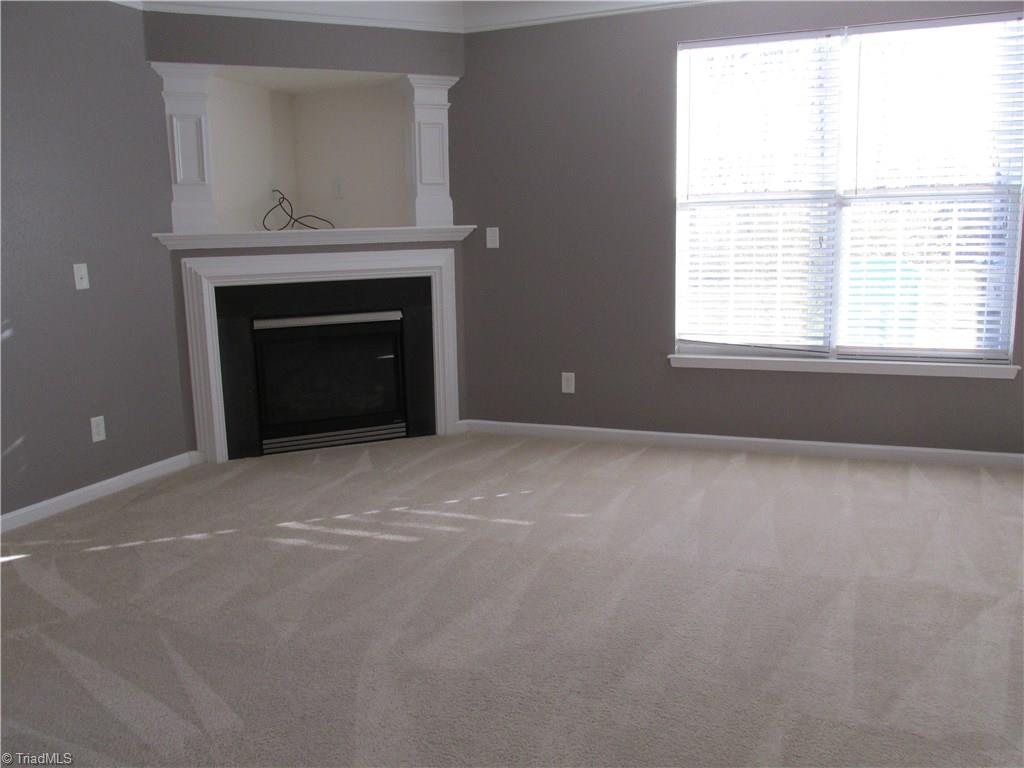 2216 Rindle Drive High Point, NC 27262 - Photo 5 of 23 Gallery Image 5