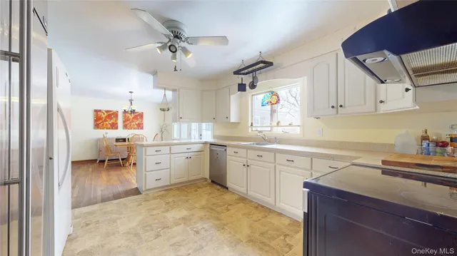 $7,000 | 178 Barnes Road, Unit MAIN HOUSE, Brookhaven, NY 11955