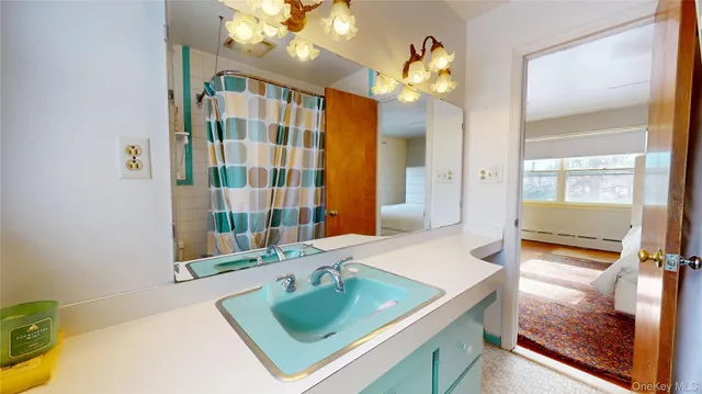 $7,000 | 178 Barnes Road, Unit MAIN HOUSE, Brookhaven, NY 11955