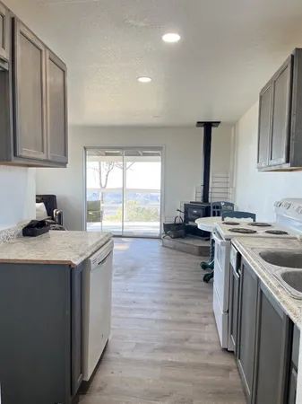 $250,000 | 5611 Donkey Lane, Coulterville, CA 95311