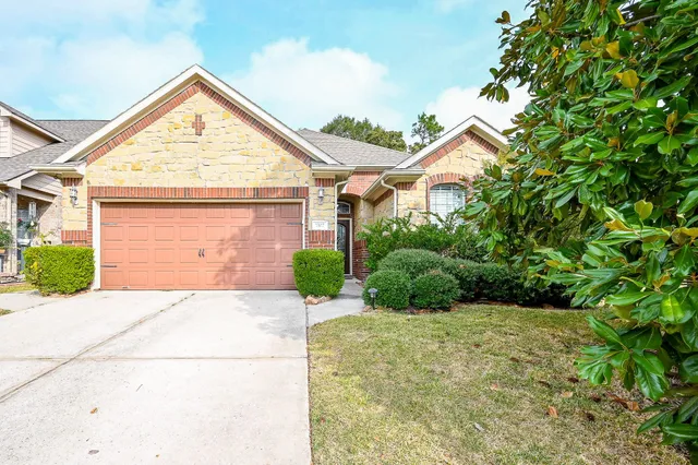 $2,075 | 7102 Casita Drive, Magnolia, TX 77354