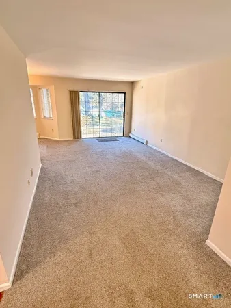 $2,200 | 3 Falmouth Court, Unit 3, Brookfield, CT 06804