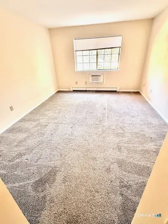 $2,200 | 3 Falmouth Court, Unit 3, Brookfield, CT 06804