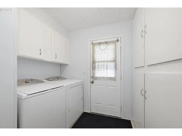 $129,000 | 1199 North Terry Street, Unit 282, Eugene, OR 97402