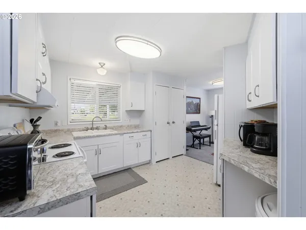 $129,000 | 1199 North Terry Street, Unit 282, Eugene, OR 97402