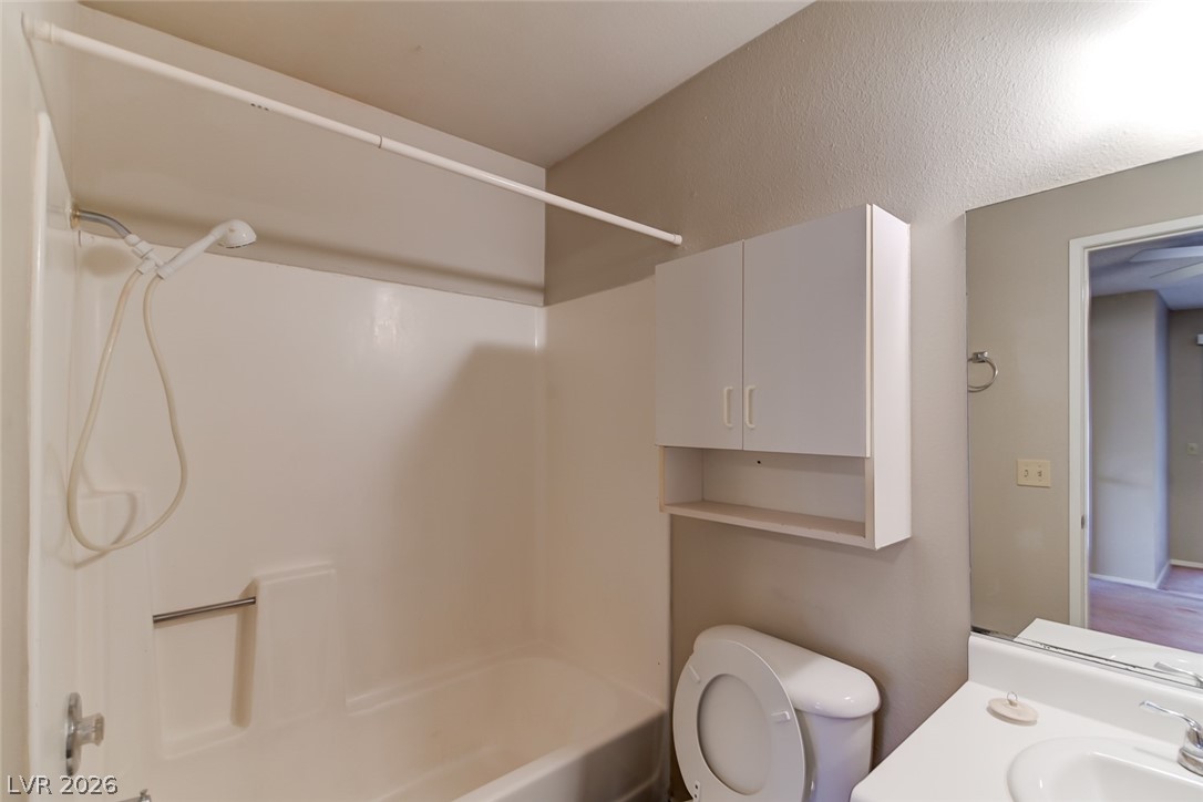 824 Hedge Way, Unit 2 Las Vegas, NV 89110 - Photo 7 of 11
