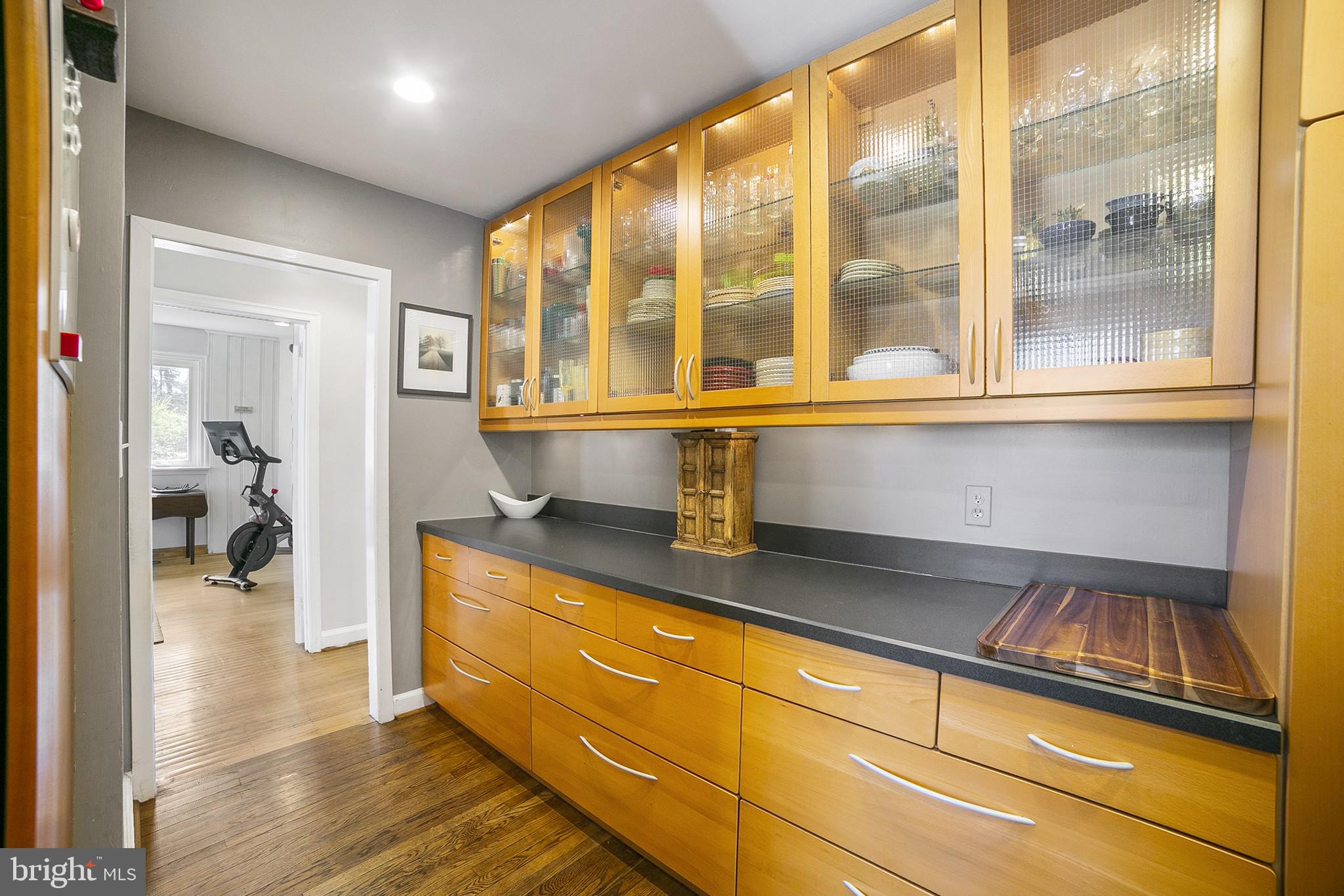 828 Merrill Road Ambler, PA 19002 - Photo 12 of 31 Look at all this cabinet and counter space!