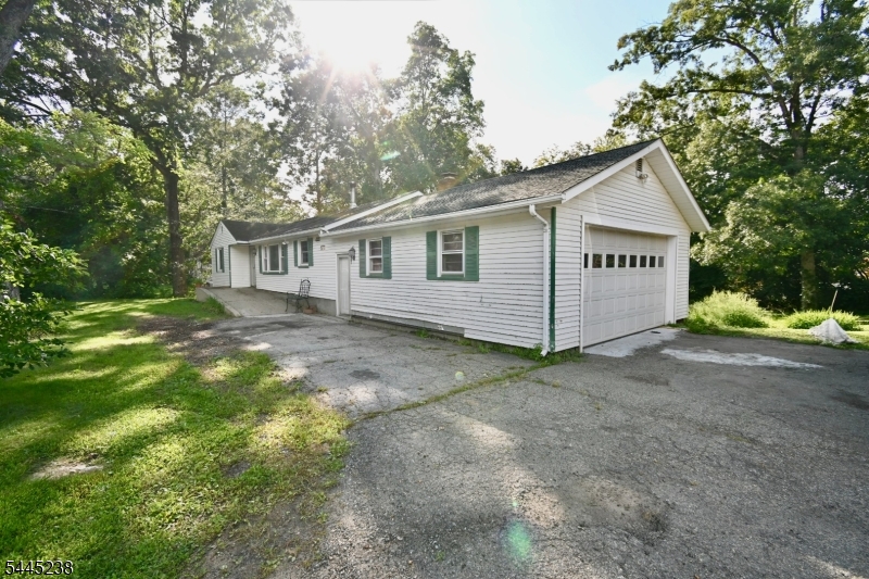 45 Espanong Road Lake Hopatcong, NJ 07849 - Photo 14 of 15 Gallery Image 14