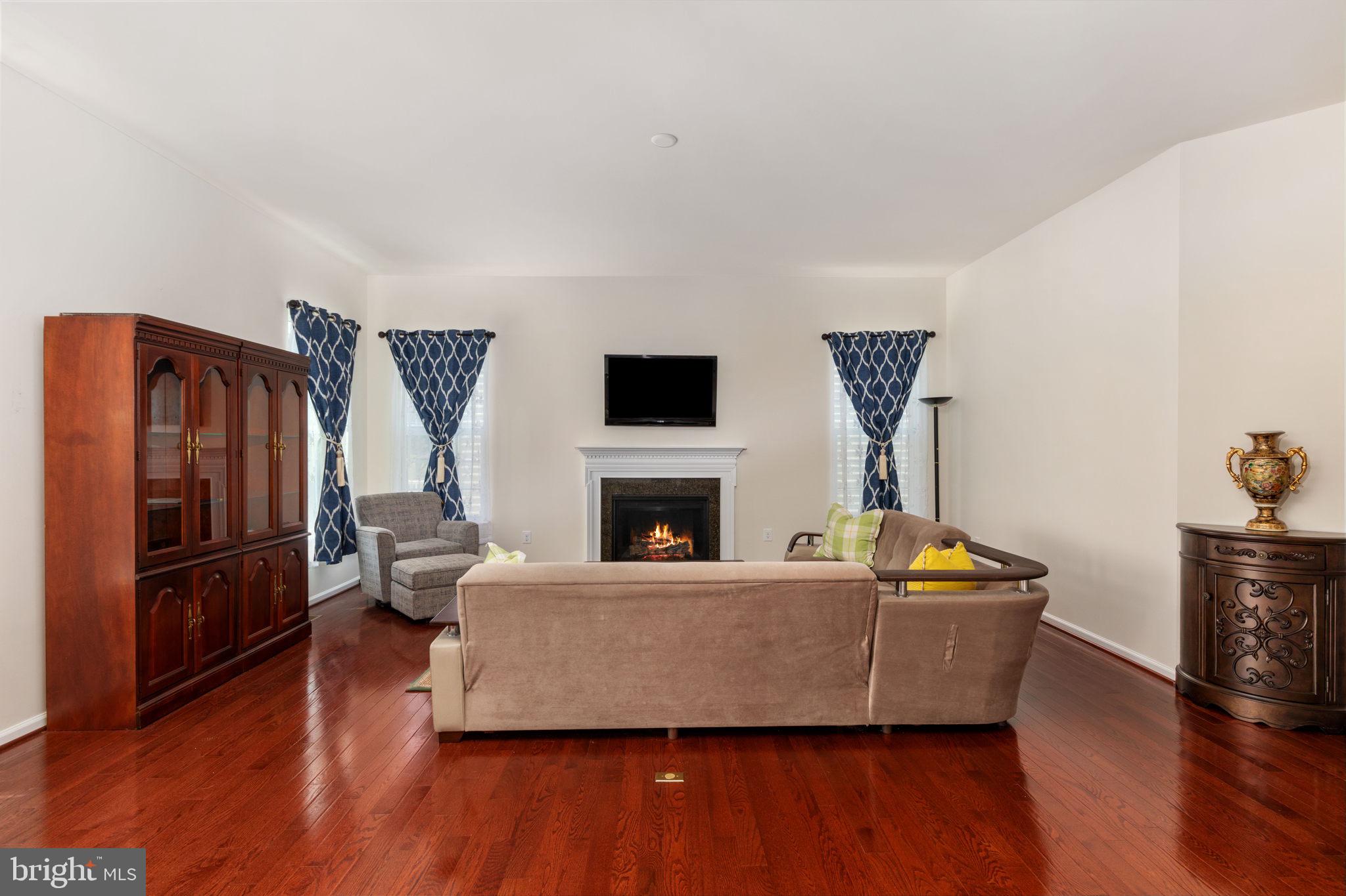 6017 Greenspring Road Fredericksburg, VA 22407 - Photo 21 of 42 Living room with hardwood floors