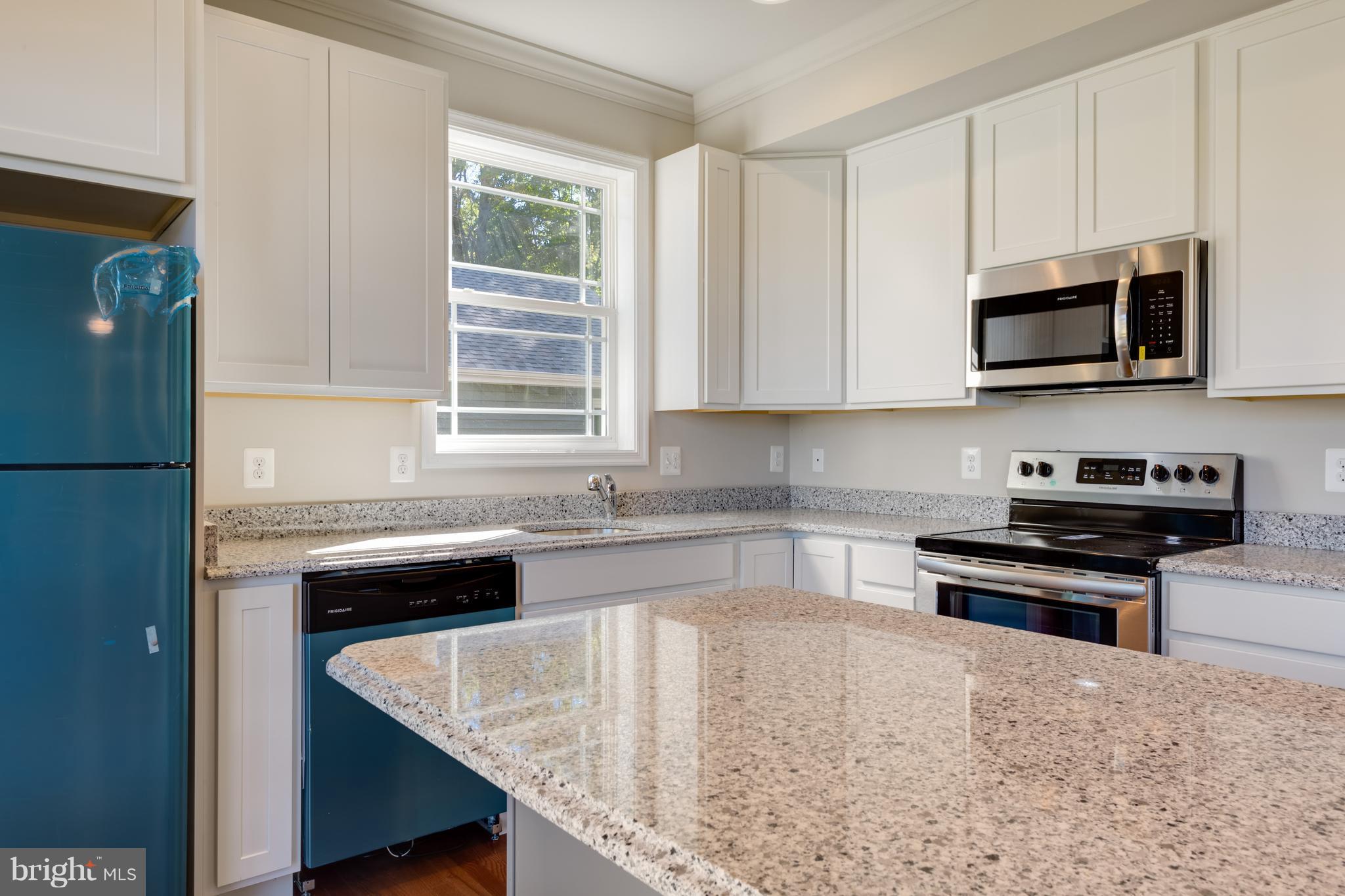 5931 Deale Beach Road Deale, MD 20751 - Photo 17 of 30 Kitchen with stainless and granite