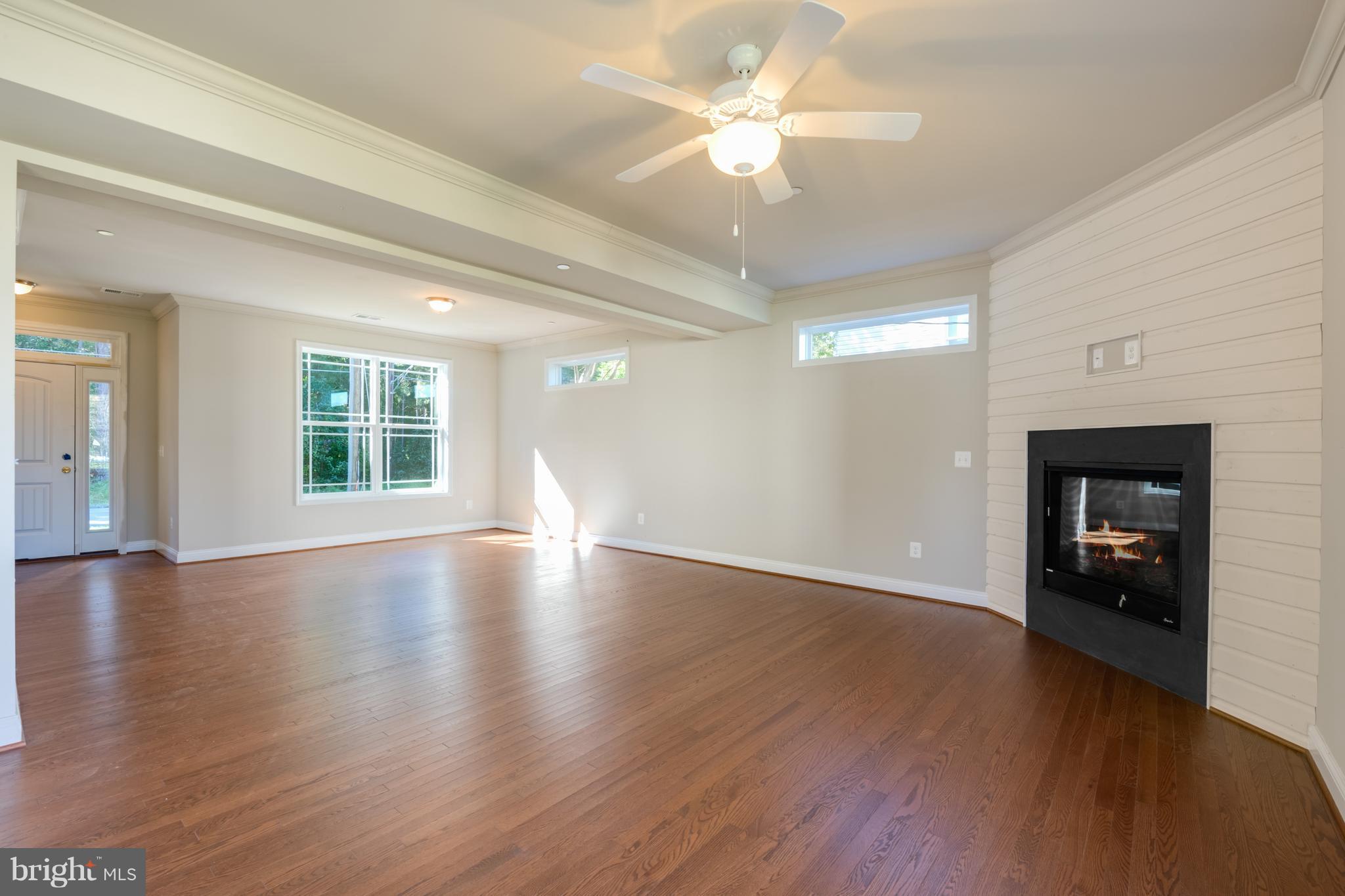 5931 Deale Beach Road Deale, MD 20751 - Photo 9 of 30 Family Room