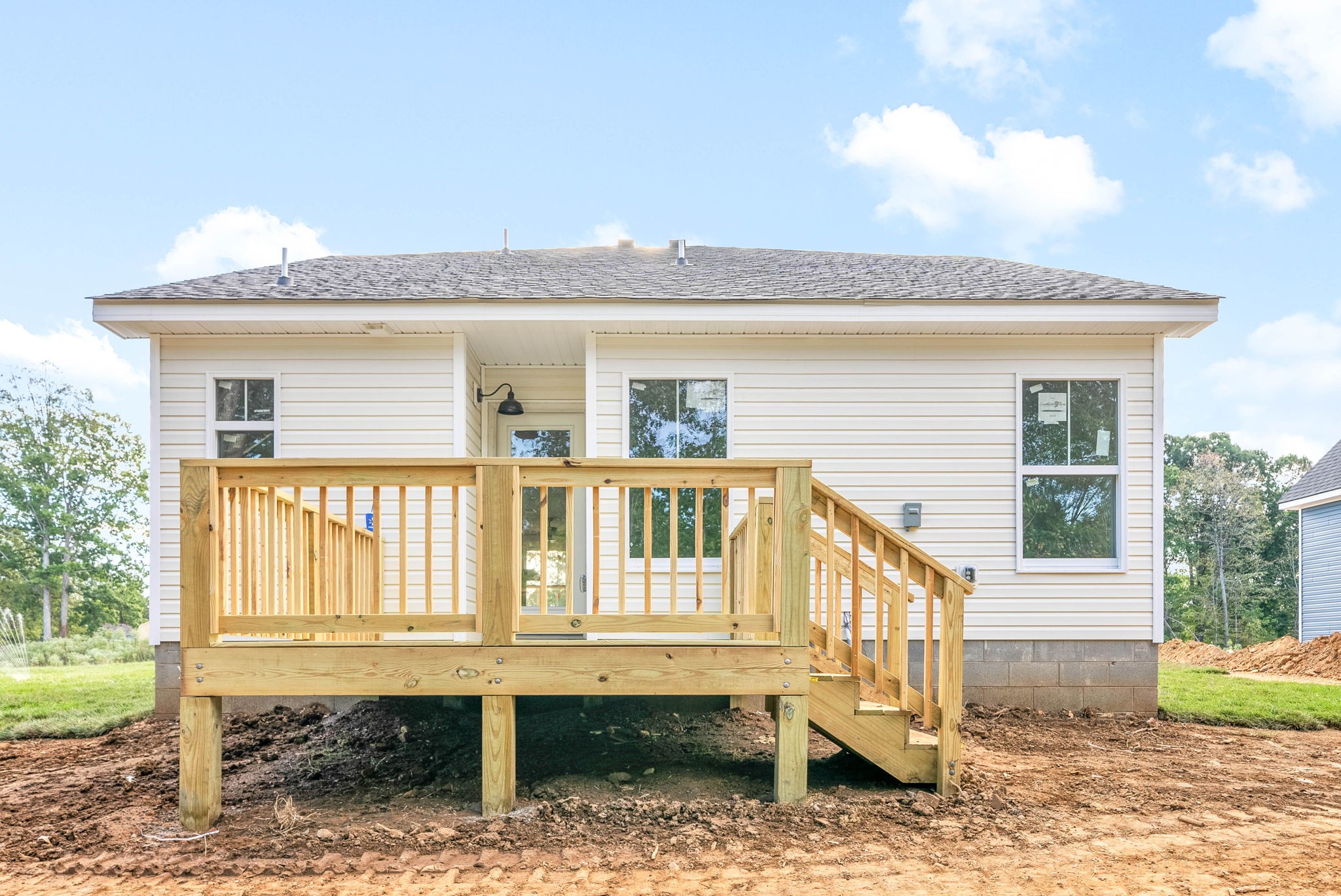 238 Wayne Hall Road Clarksville, TN 37040 - Photo 26 of 26 a front view of a house with a porch
