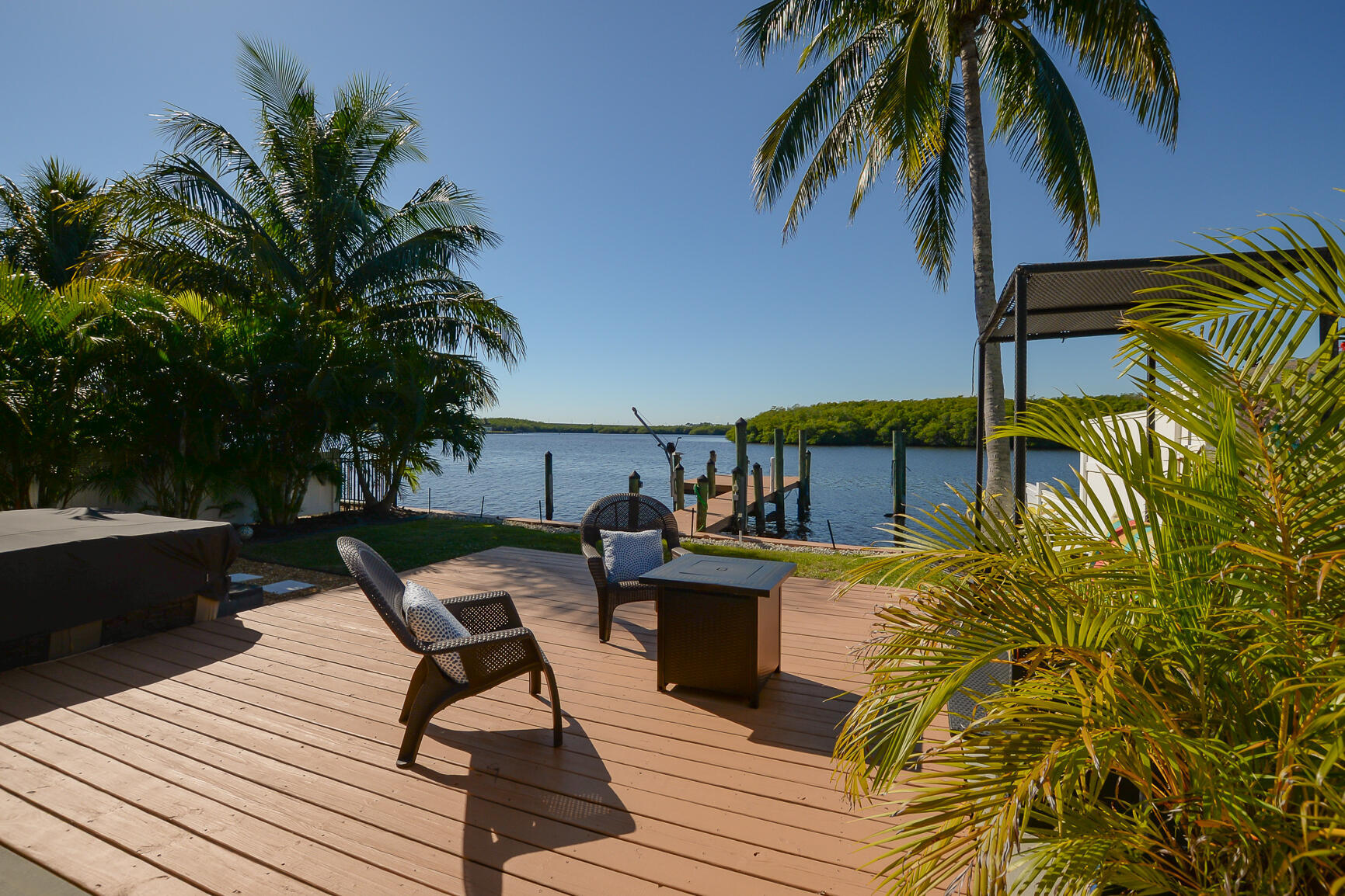 110 Southwest Hideaway Place Stuart, FL 34994 - Photo 28 of 35 LR-7065