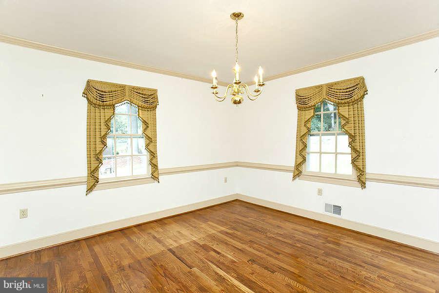 2597 Jones Road Winchester, VA 22602 - Photo 8 of 29 Dining Room