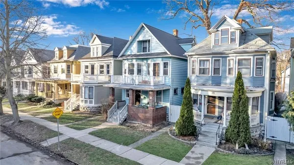 $369,900 | 175 St James Place, Buffalo, NY 14222