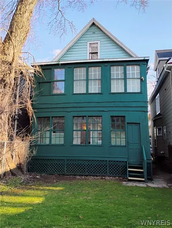 $369,900 | 175 St James Place, Buffalo, NY 14222