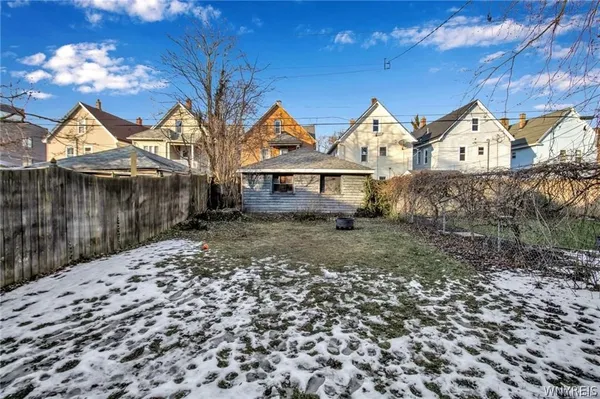 $369,900 | 175 St James Place, Buffalo, NY 14222