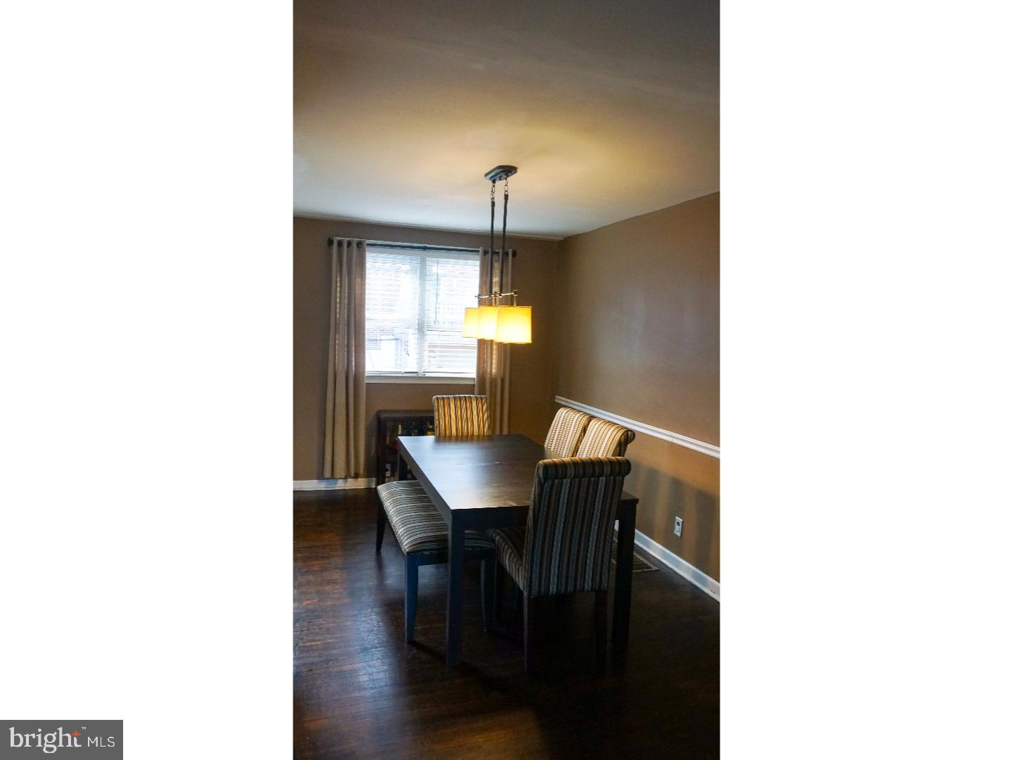 1628 Merribrook Road Philadelphia, PA 19151 - Photo 5 of 16 Dining Room