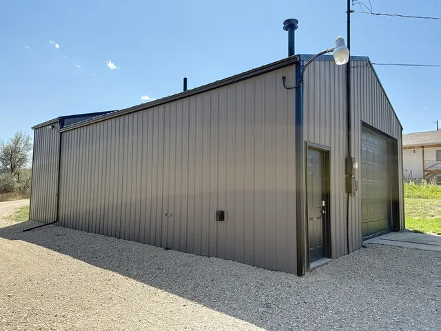 $219,000 | 401 South Williams Avenue, Buffalo, WY 82834