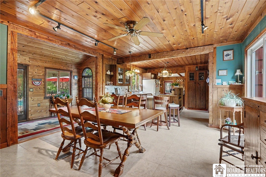 9303 Falls Road Colden, NY 14170 - Photo 15 of 50 Dining Room
