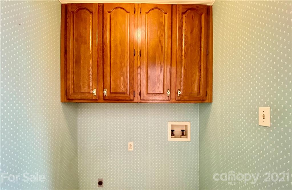 8930 Cool Springs Road Woodleaf, NC 27054 - Photo 29 of 42 close up of a wall with two mirror