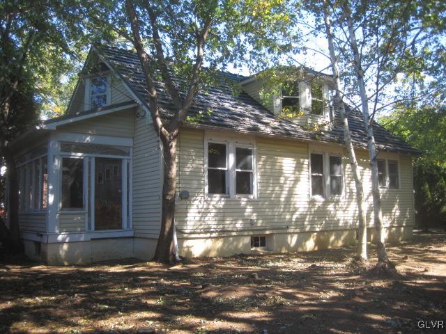 2072 Easton Road Bethlehem, PA 18015 - Photo 1 of 13 Gallery Image 1