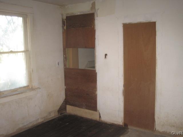 2072 Easton Road Bethlehem, PA 18015 - Photo 10 of 13 Gallery Image 10