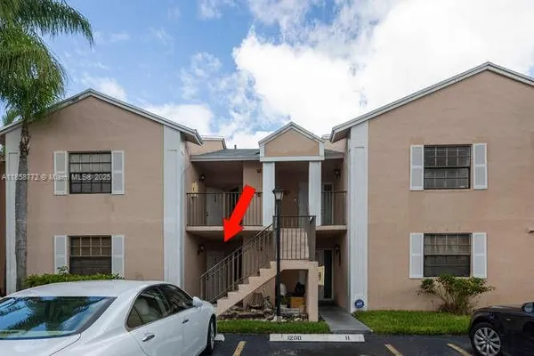 $199,900 | 1200 North Liberty Avenue, Unit 1200F, Homestead, FL 33034