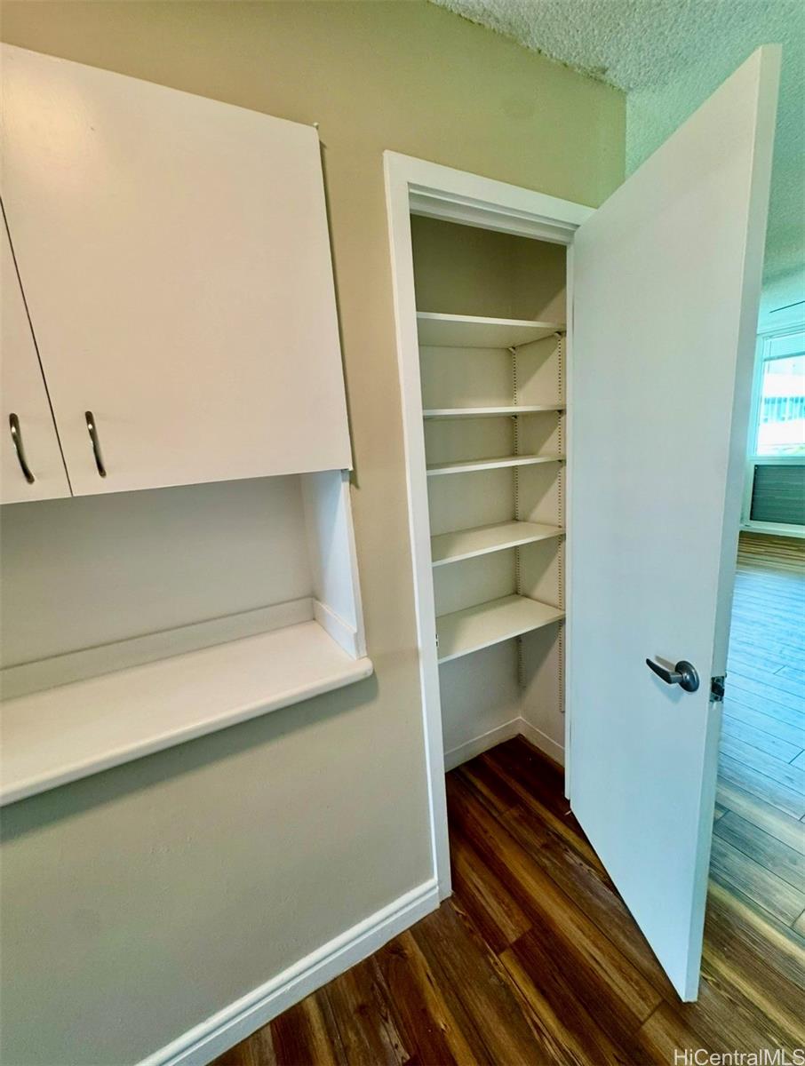 425 Ena Road, Unit 302B Honolulu, HI 96815 - Photo 9 of 25