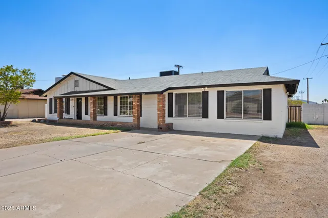 $485,000 | 1427 West Anderson Drive, Phoenix, AZ 85023