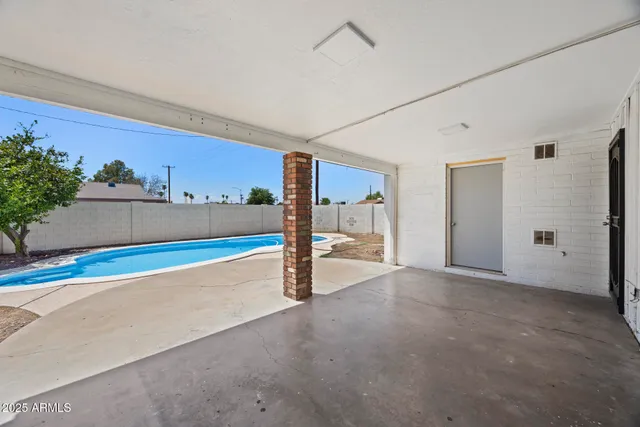 $485,000 | 1427 West Anderson Drive, Phoenix, AZ 85023