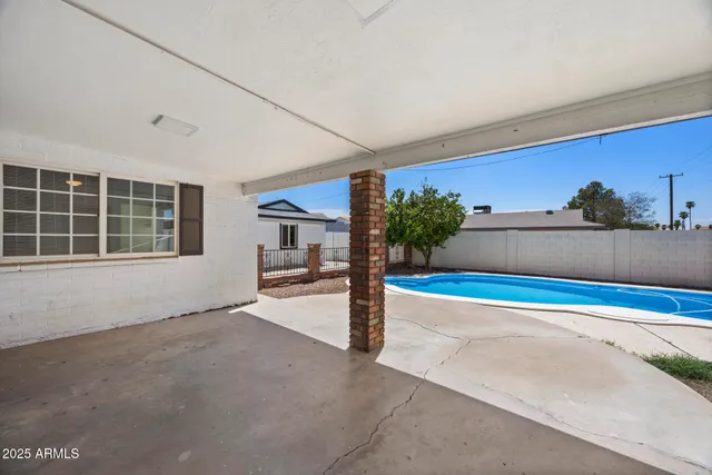 $485,000 | 1427 West Anderson Drive, Phoenix, AZ 85023