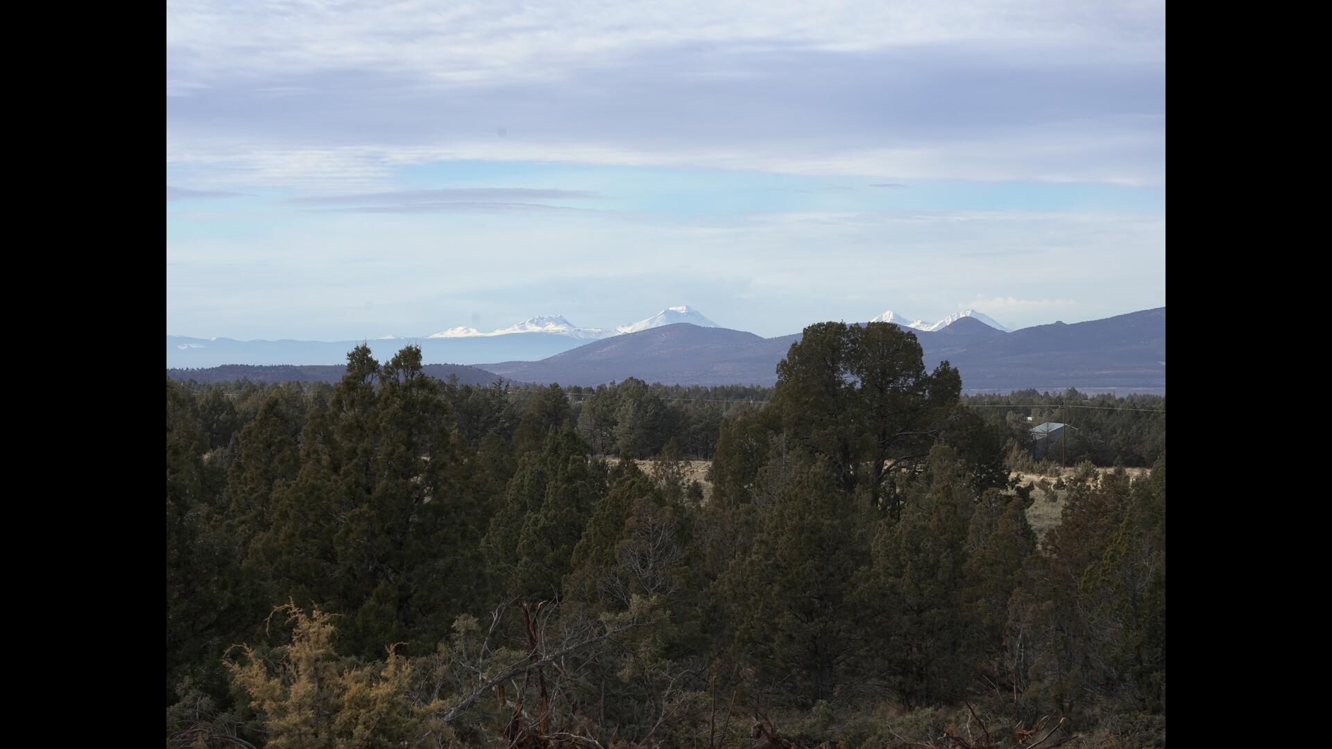 Southeast Ethan Loop, Unit 14 Prineville, OR 97754 - Photo 1 of 17 Mountain Views
