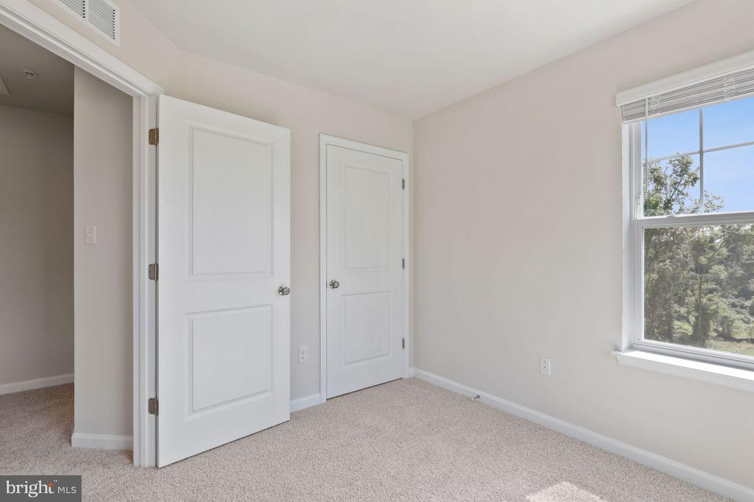 9611 Silver Bluff Way Bowie, MD 20721 - Photo 29 of 33