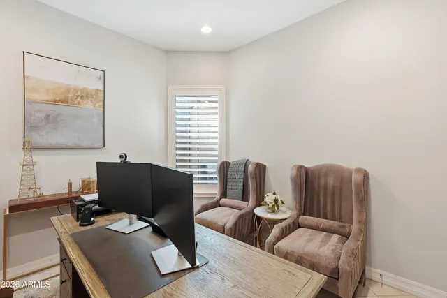 $999,000 | 938 East Parkview Drive, Gilbert, AZ 85295