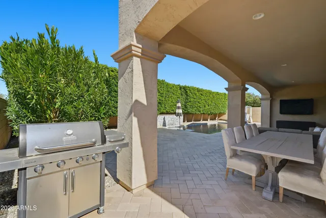 $999,000 | 938 East Parkview Drive, Gilbert, AZ 85295