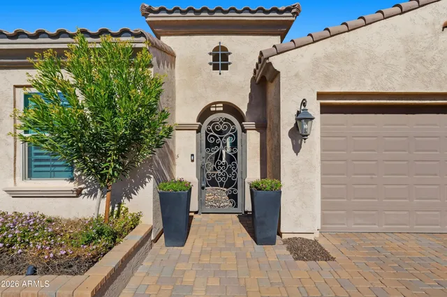 $999,000 | 938 East Parkview Drive, Gilbert, AZ 85295