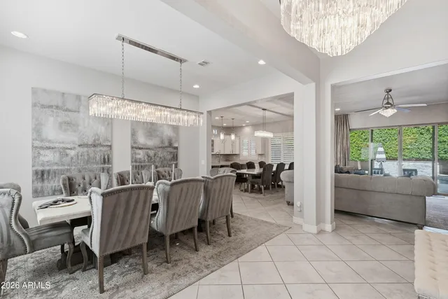 $999,000 | 938 East Parkview Drive, Gilbert, AZ 85295