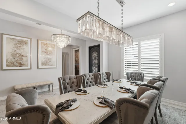 $999,000 | 938 East Parkview Drive, Gilbert, AZ 85295